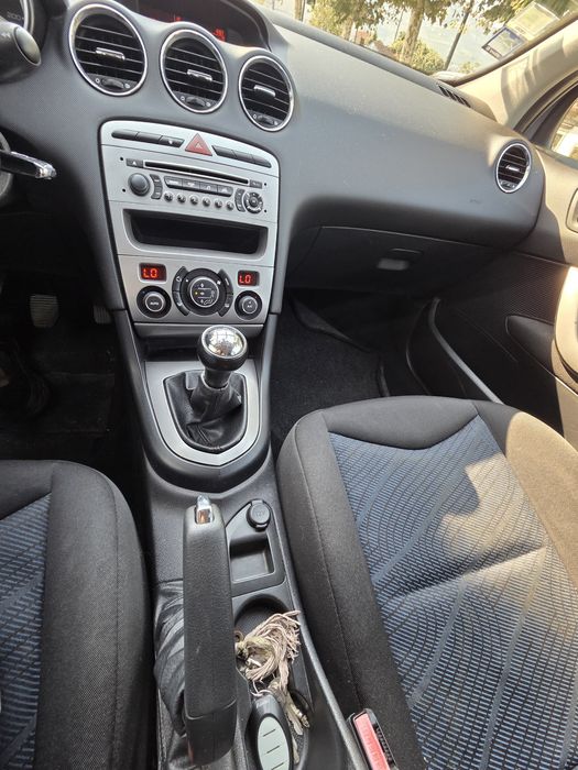 Vendo carro impecável