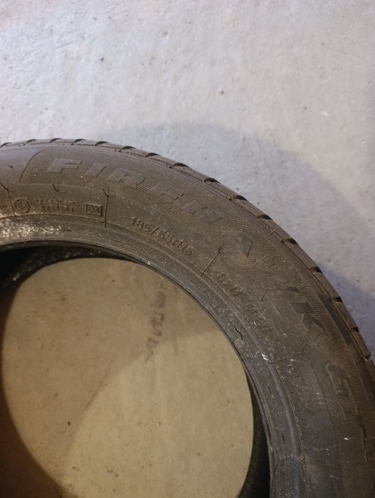 Продам 2 шини 185/55 R15 Firestone 2016 року