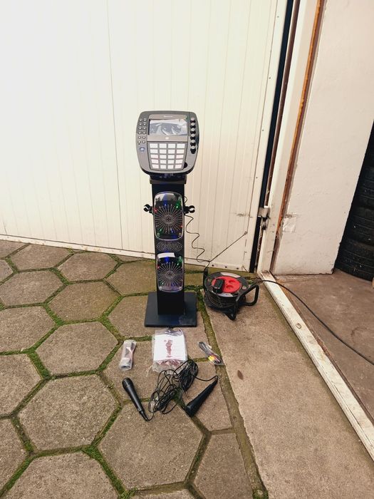 KaraBig zestaw karaoke Bluetooth LED 7"TFT CD

Cena 139 zł 
Produkt powystawowy sprawny 
Możliwa wysyłka lub odbiór osobisty 
Informacje techniczne pr