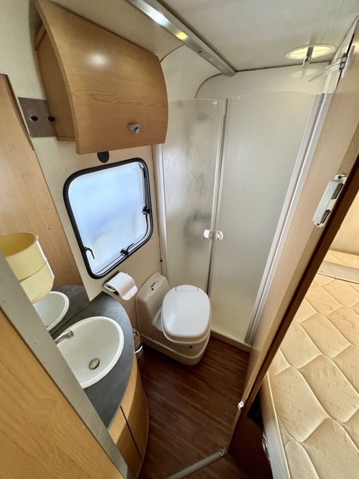 Autocaravana Integral Itineo com cama central / basculante e Ar condicionado