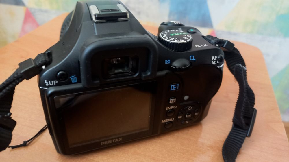 Цифровий фотоапарат  Pentax K-x