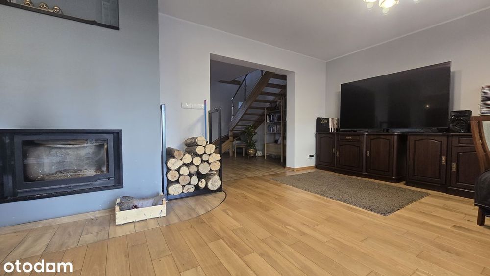 Dom 250 m² z Sauną, Tarasem i Garażem – 5 Pokoi, Działka 500 m²