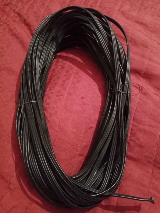 Мідний провід для  інтернету.