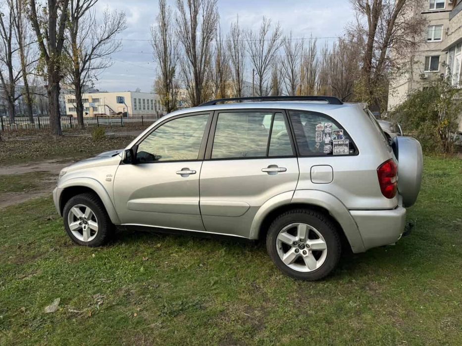 Продам Toyota Raf4