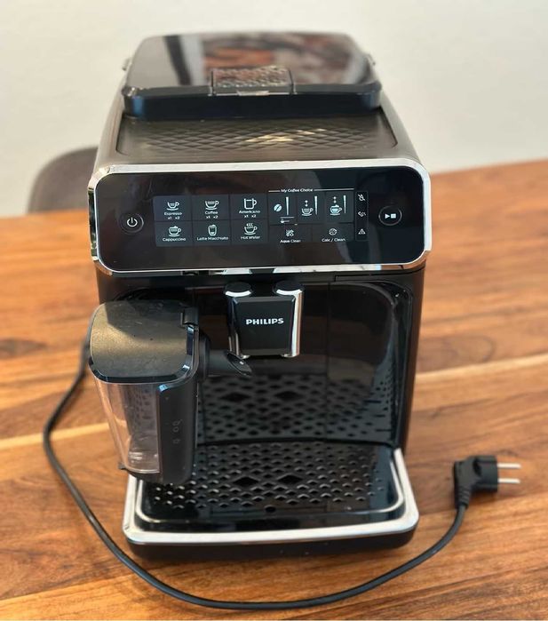 Кавомашина Philips LatteGo