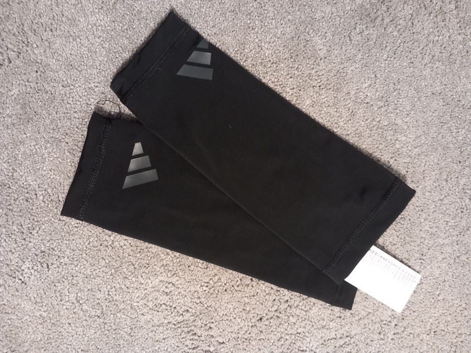 Ochraniacze piłkarskie adidas predator