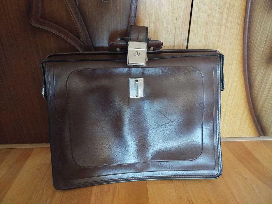 Шкіряний портфель радянський