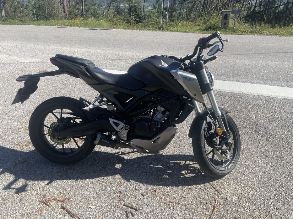 Honda cb125r 2019