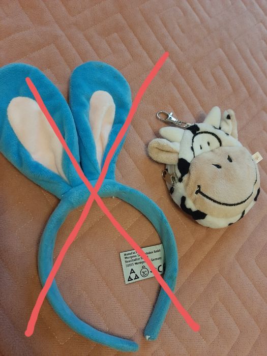 Дитячі крильця метелика, бджоли, вушка зайчика