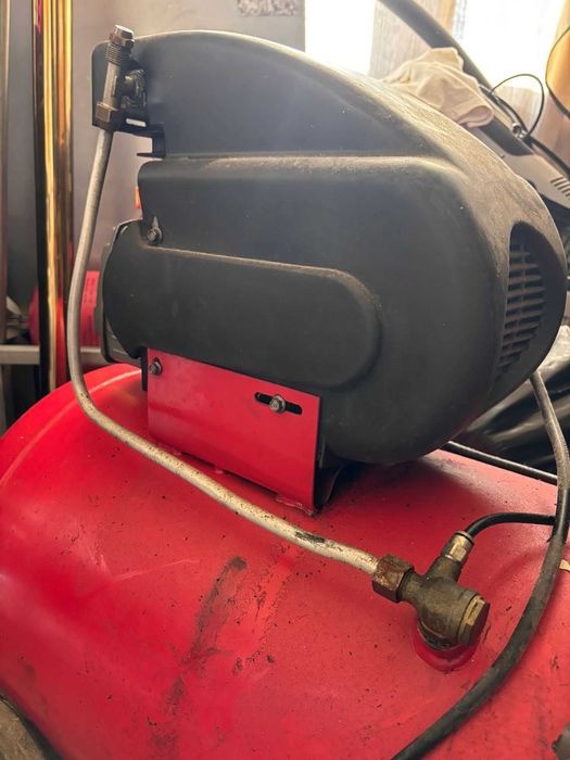 Compressor de ar portátil a pistão