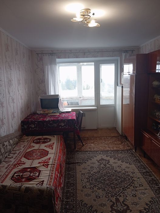 Продам 2-кімнатну квартиру + гараж з сараєм у Побузькому