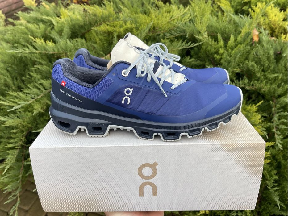 Чоловічі кросівки On Running Cloudventure оригінал