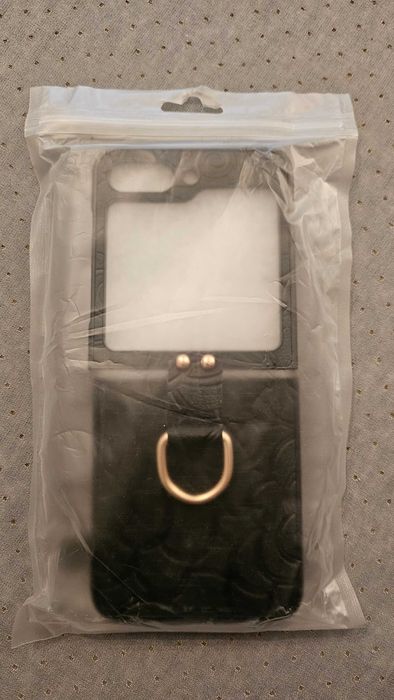 nowe etui na samsung  galaxy  Z Flip 5   , nietrafiony   prezent