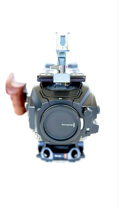 Blackmagic URSA mini pro 12K  PL i EF cfast v-mount Gwarancja
