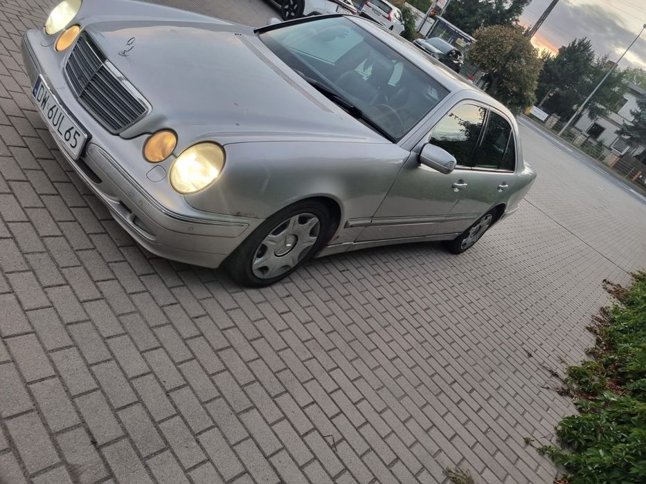 Mercedes-Benz Klasa E