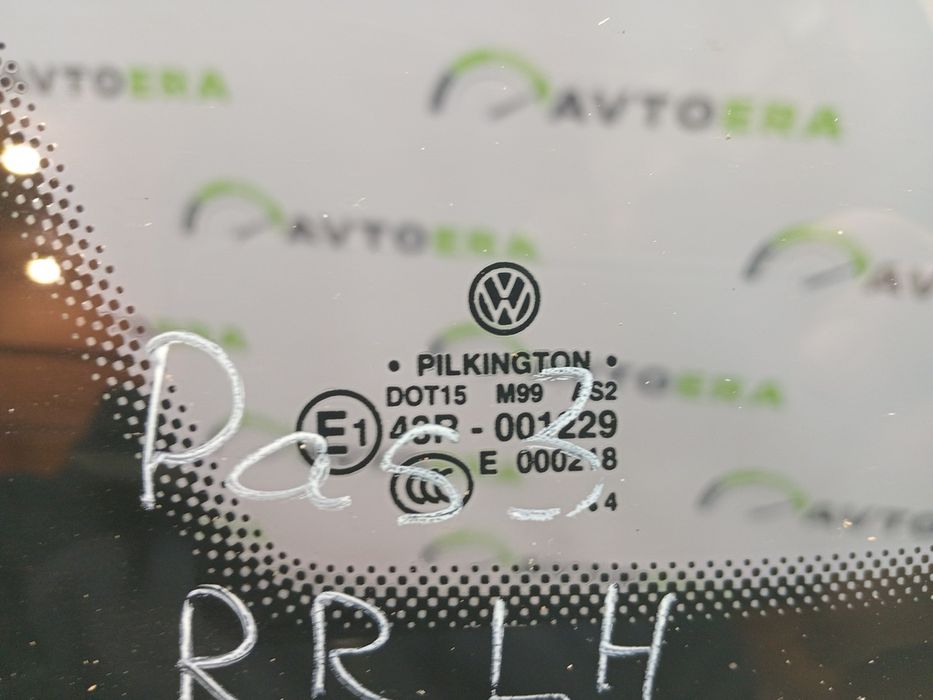 Боковая форточка матовая левая VOLKSWAGEN  PASSAT B7 B8 USA 561845297H