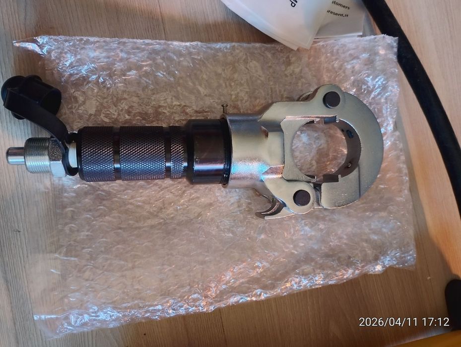 Zaciskarka hydrauliczna do pex,stal , miedź 6T