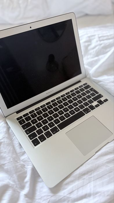 MacBook Air 13” 2017r.
