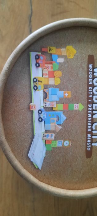 Nowy zestaw klocków  "Drewniane Miasto".