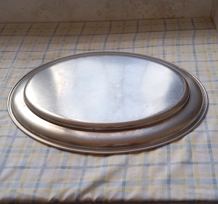 Travessa/Bandeja oval vintage em inox – estilo hotelaria/restauração