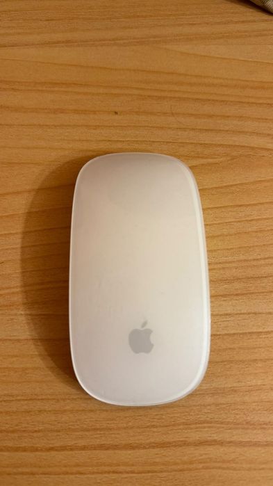 MacBook Pro 14 M3 + Magic Mouse