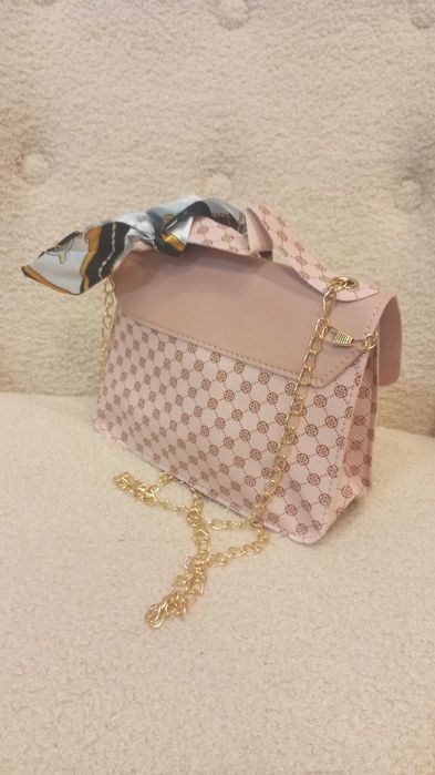 Pequena Bolsa de Senhora Rosa