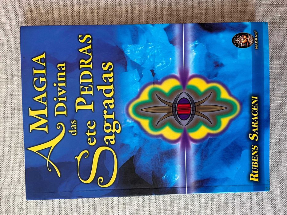 Livro A Magia Divina das Sete Pedras Sagradas