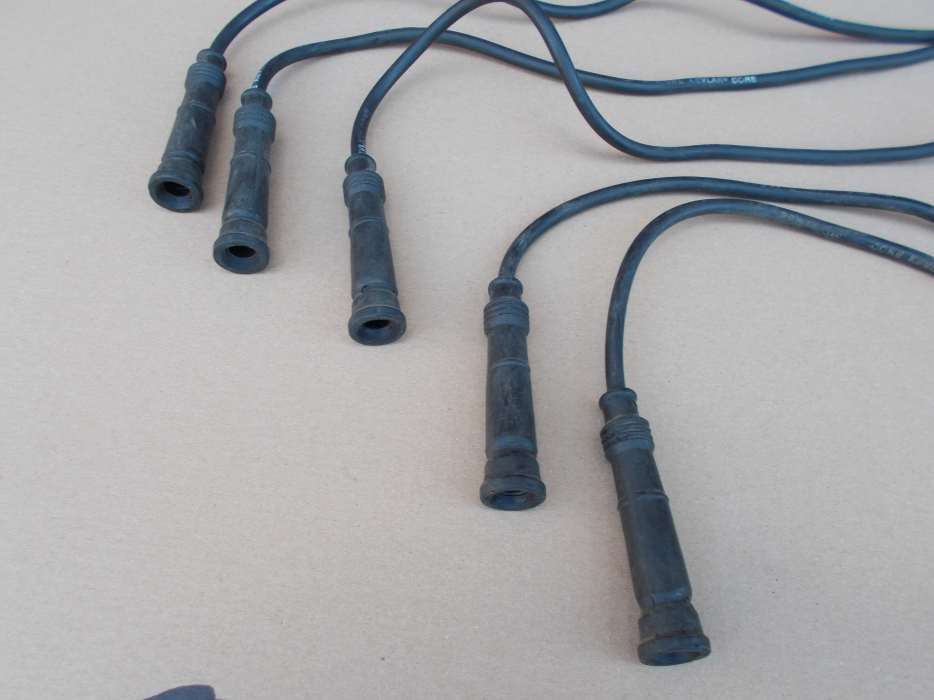 Przewody zapłonowe KABLE AUDI 100 2.3