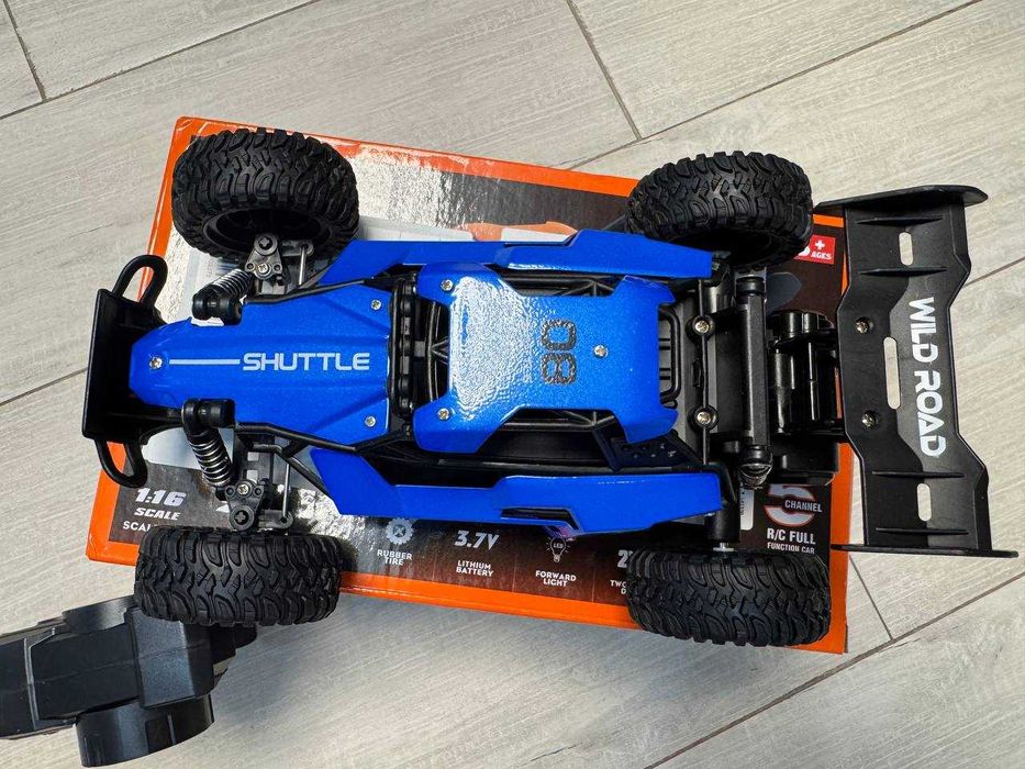 Радіокерована машинка. ТІЛЬКИ синього кольору.  Нова.  20 км/год.