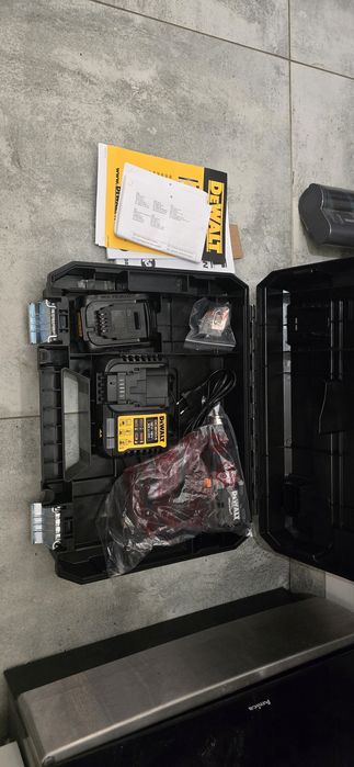 Wiertarko-wkretarka dewalt mclaren dcd85mm1t nowa