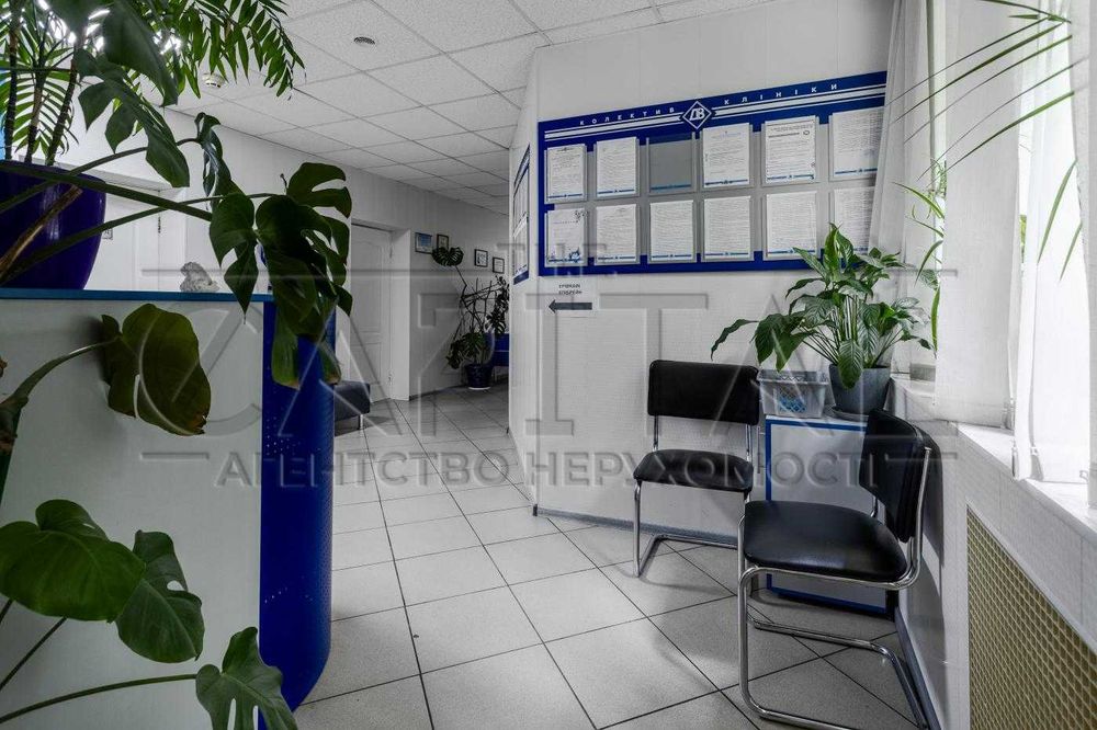 Продаж комерційного приміщення, вул. Володимира Винниченка, Центр