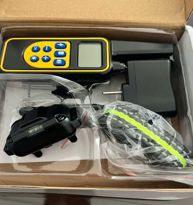 Умный тренирующий ошейник для собак - дрессировщик на пульту на 800м