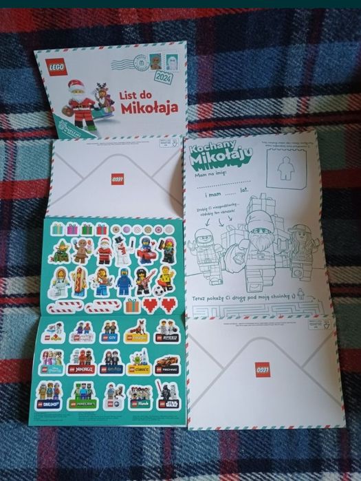 Strój plus gratis karnawałowy supergirl/superboyRoz. 104-116 i naklejk