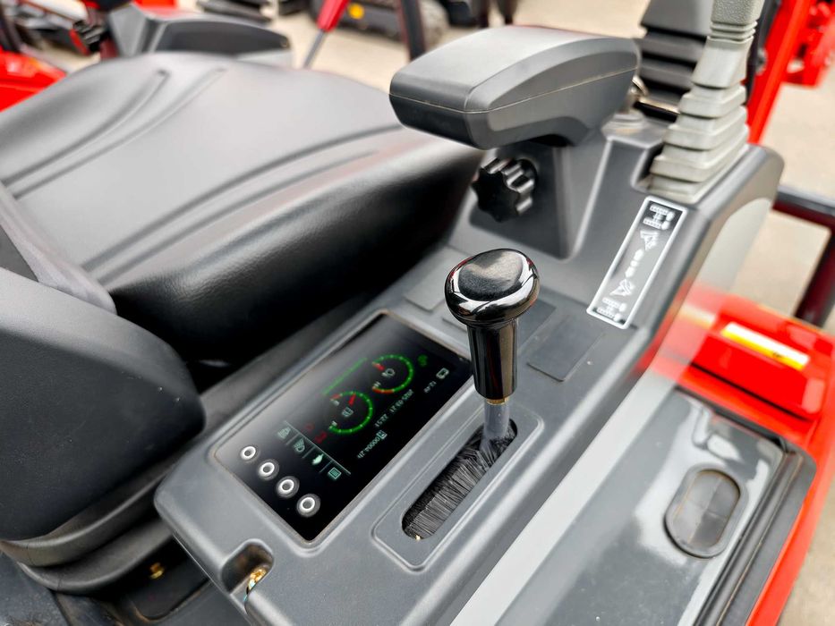 Mini Giratória 1.8T Kubota + Lagartas Extensíveis- CAUDA ZERO - S S180
