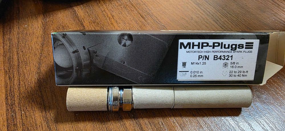 Свічки Motortech MHP-Plugs B4321 для газового генератора