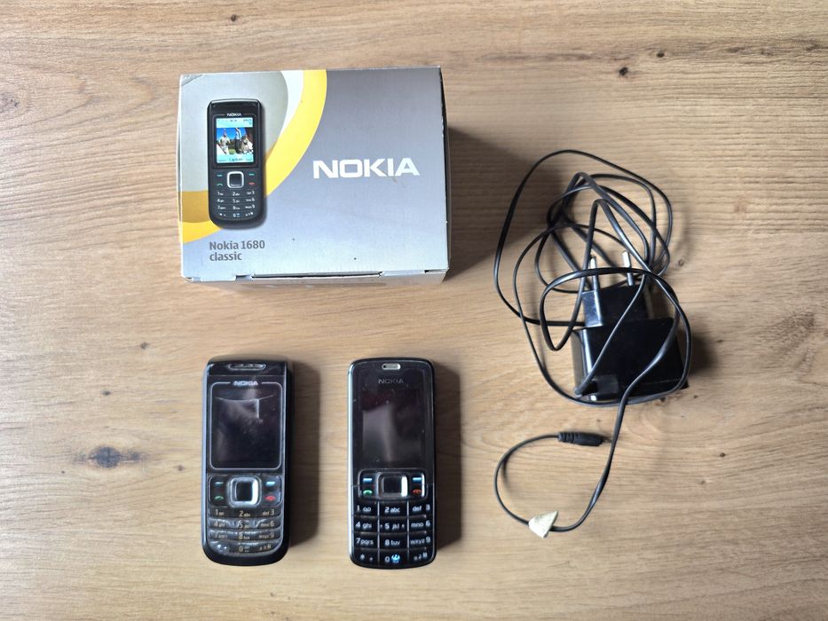 Zestaw 3 telefonów: Nokia + Maxcom (3110 + 1680 + MM143)