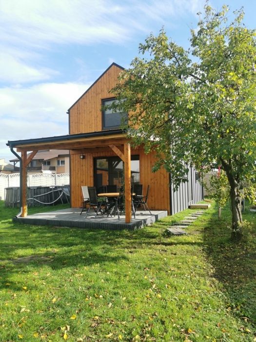 Dom szkieletowy z piękną działką - gotowy do zamieszkania