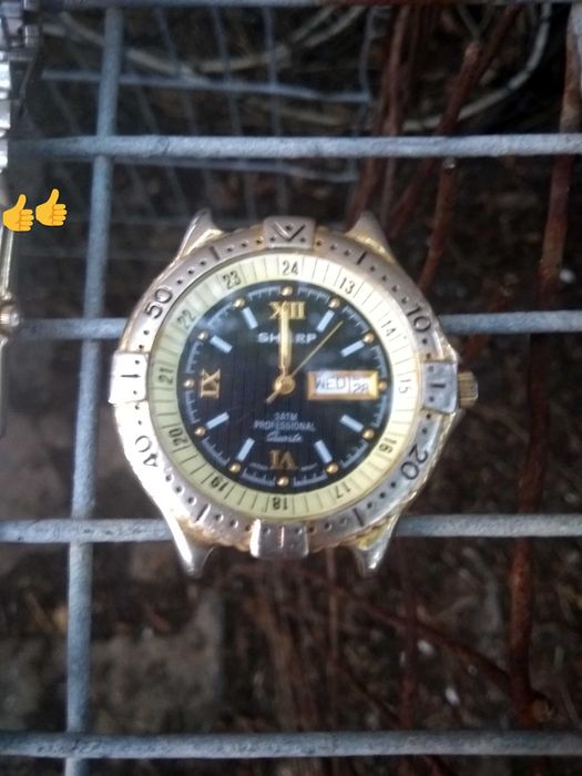 Винтажные Часы SHARP Япония наручные Обмен на смартфон картины серебро