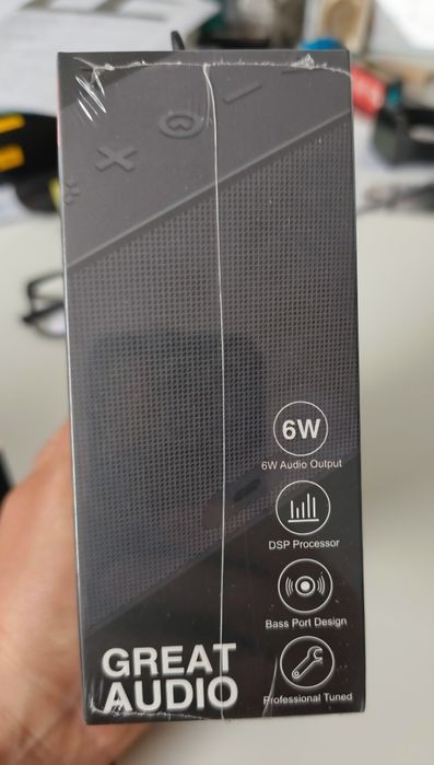 Divoom Timebox-evo. Pixel art speaker.