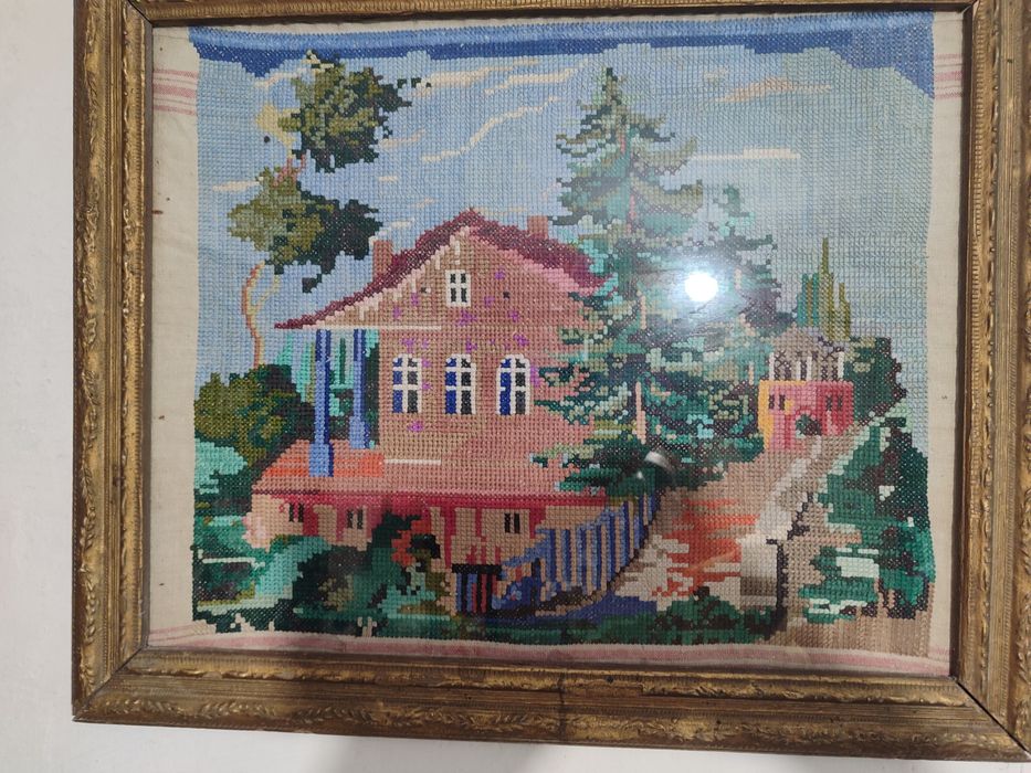 Старовинна вишита картина
