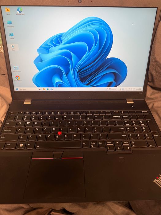 Lenovo thinkpad t15p intel i5 laptop notebook