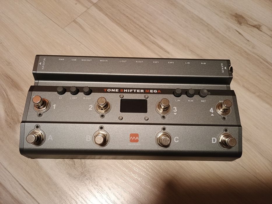 Sterownik midi z wbudowanym interfejsem audio