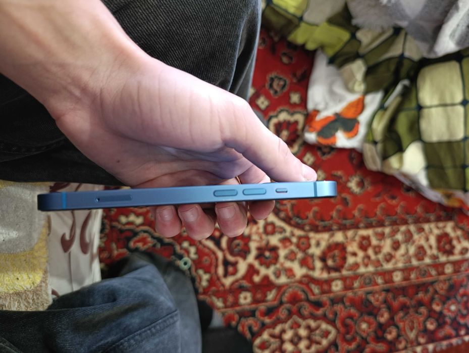 айфон 13 IPhone 13