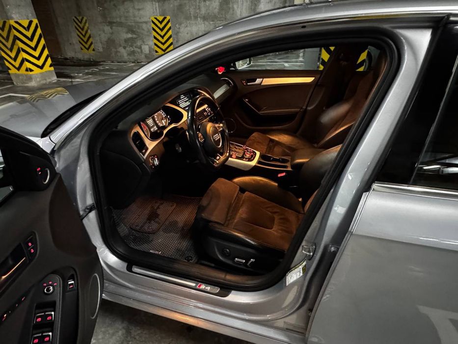 Продам Audi S4b8 3.0 бензин (333 к.c.)