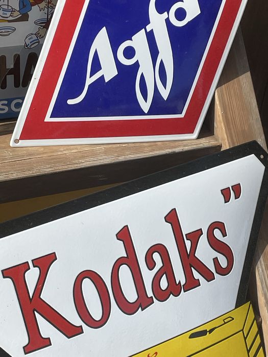 Placas esmaltadas diversas