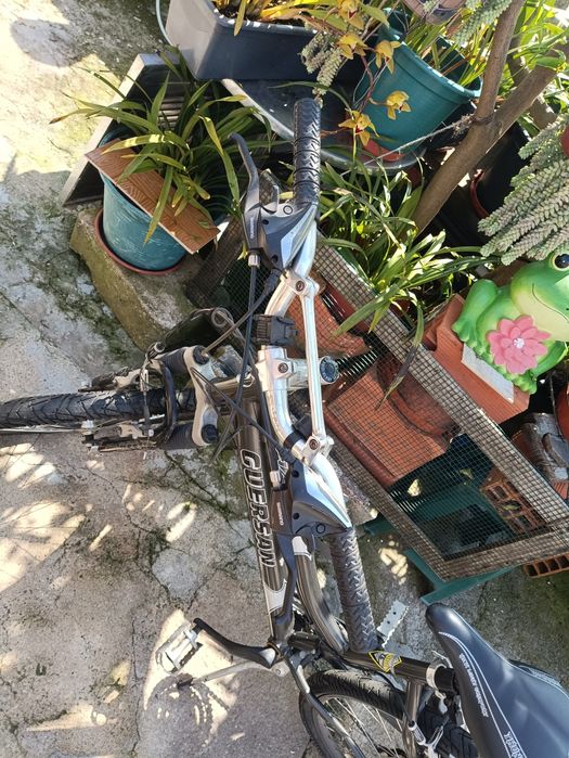 Bicicleta em bom estado