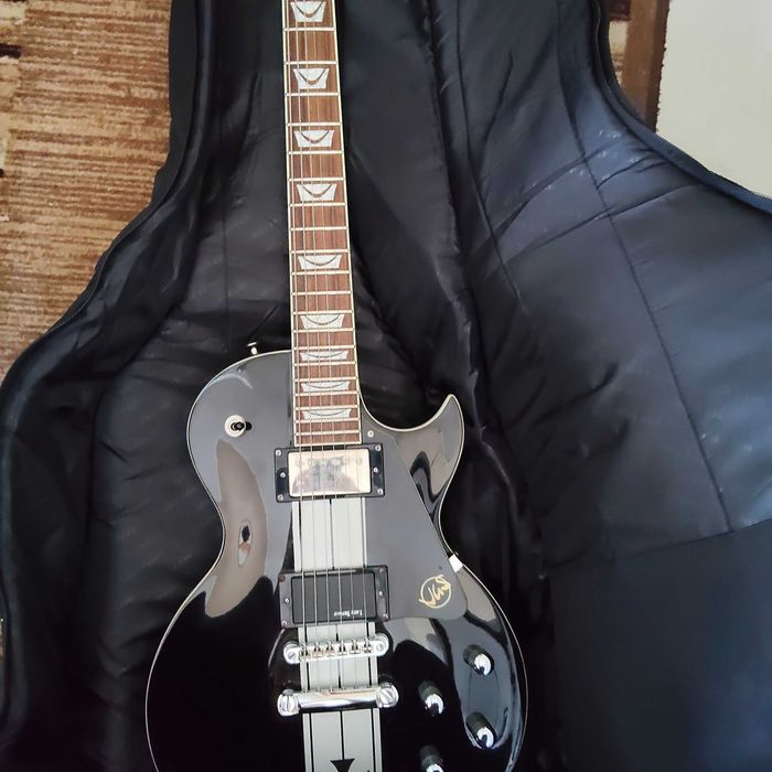 Gitara VGS Eruption Select