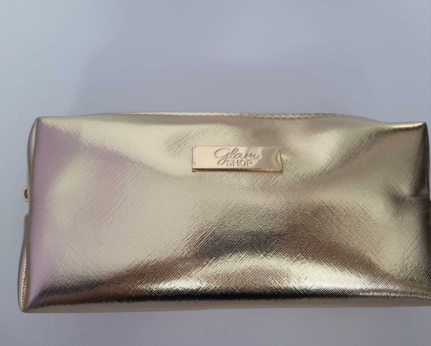 Zestaw Glamshop Pędzle Bordowe Kalendarz 2024