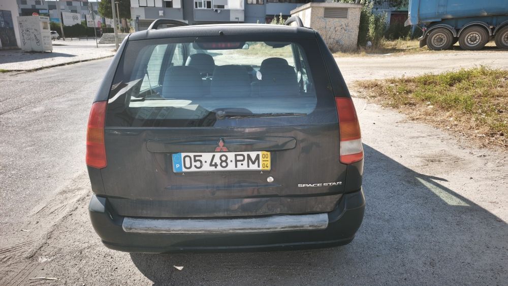 Mitsubishi Space Star — fotografia 4