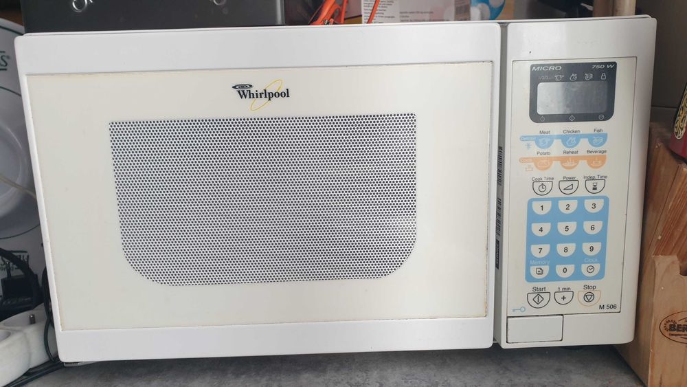 Kuchenka mikrofalowa, Sprzęt AGD Whirlpool